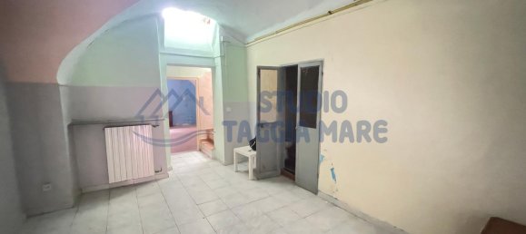 4 rooms Apartment in Taggia, Italy No. 71425 8