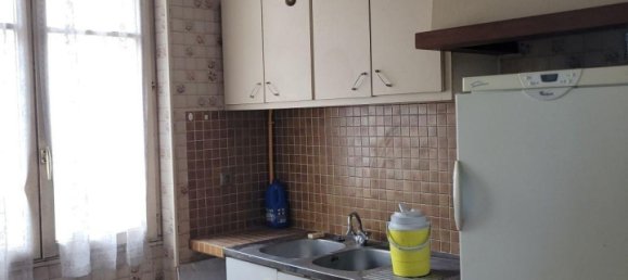 Casa de 5 dormitorios en Chateaumeillant, France No. 93205 3