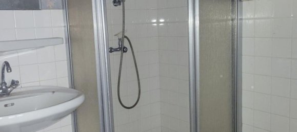 Casa de 5 dormitorios en Chateaumeillant, France No. 93205 8