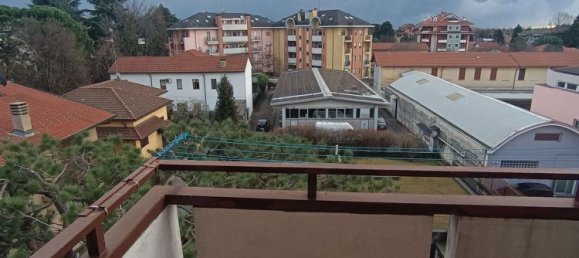 Квартира с 3 комнатами в Бусто Арсицио, Италия № 180968 11