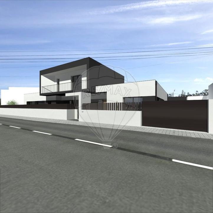 507m² Land in Leiria, Portugal No. 338940