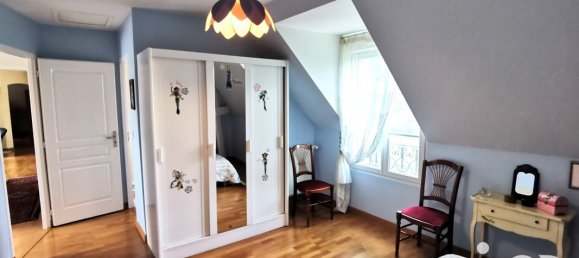 5 Schlafzimmer Haus in Montereau, France, Nr. 72521 19