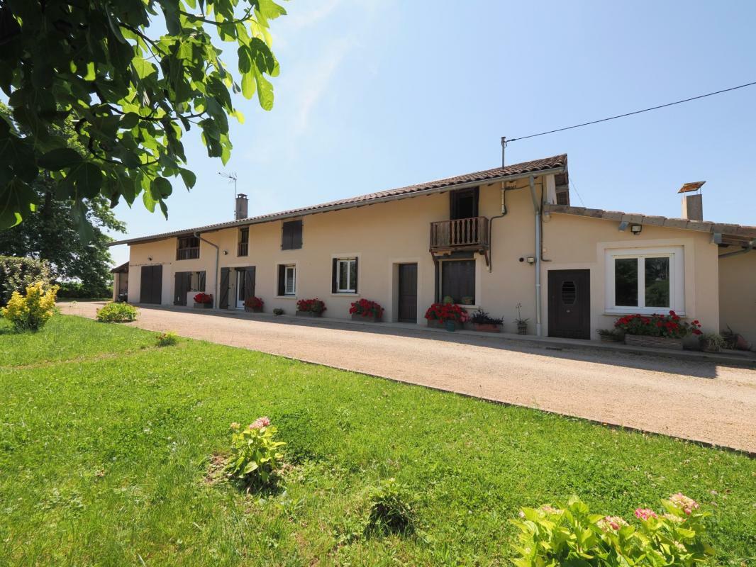 2 غرف نوم منزل في Pont-de-Vaux, France رقم 301321