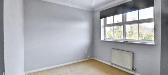 4 bedrooms House in Grays, United Kingdom No. 4966 22