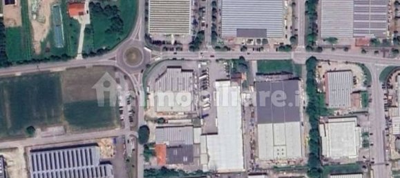 3 bedrooms House in Vicenza, Italy No. 307966 14