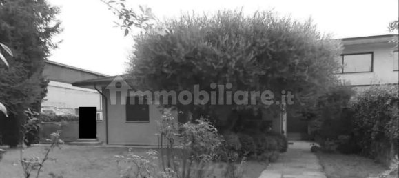 3 bedrooms House in Vicenza, Italy No. 307966 3