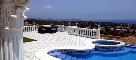 4 bedrooms Villa in Calpe, Spain No. 1588 20