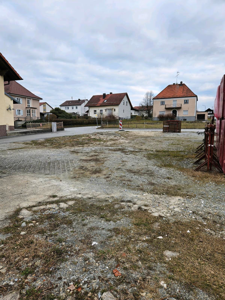  Land in Deggendorf, Germany No. 147617