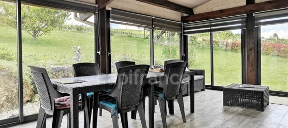 5 bedrooms House in Bonneuil, France No. 96105 4