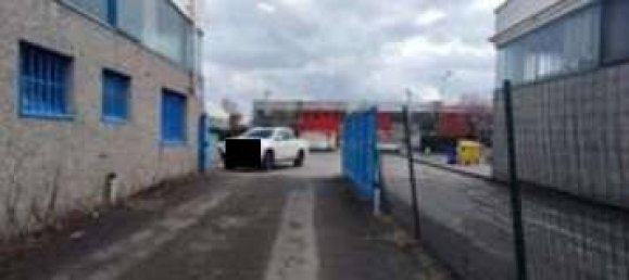 1-Zimmer Lagerhaus in Mariano Comense, Italy, Nr. 270104 3