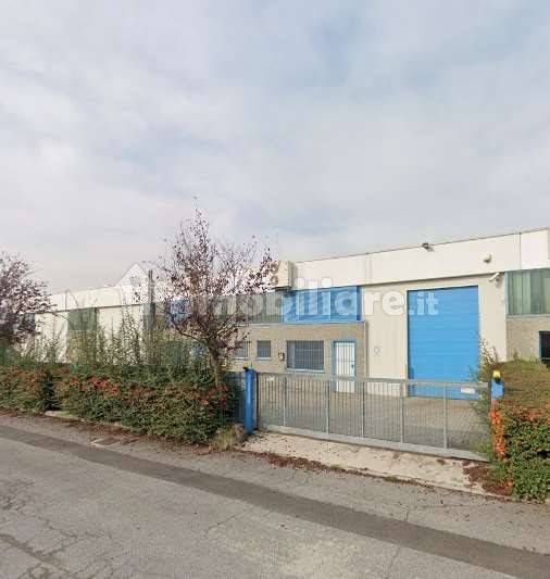 1-Zimmer Lagerhaus in Mariano Comense, Italy, Nr. 270104