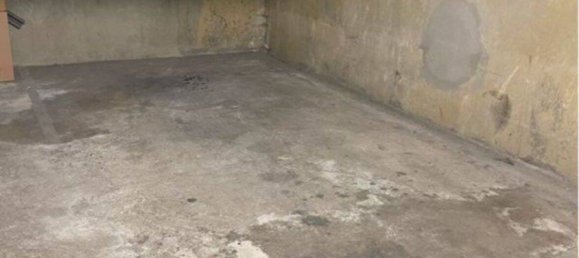 موقف سيارات في Paris, France 13متر مربع رقم 329091 2