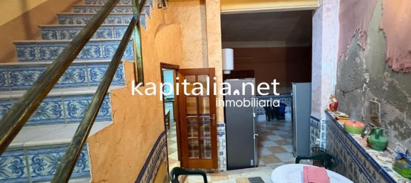 4 bedrooms House in Valencia, Spain No. 159688 10