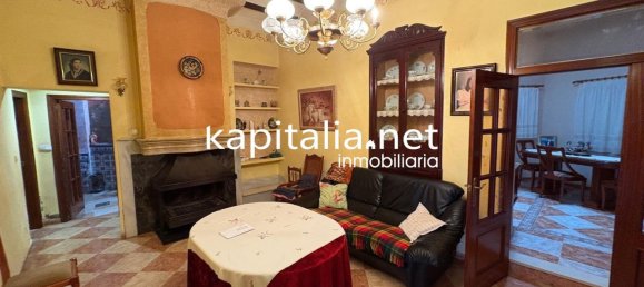 4 bedrooms House in Valencia, Spain No. 159688 3