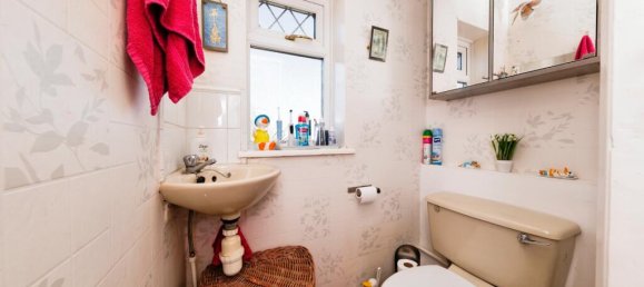 3 bedrooms Commercial property in New Addington, United Kingdom No. 8111 10