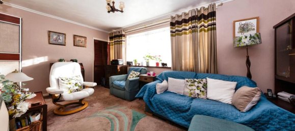 3 bedrooms Commercial property in New Addington, United Kingdom No. 8111 4