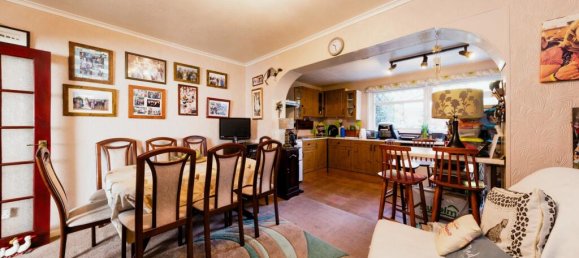 3 bedrooms Commercial property in New Addington, United Kingdom No. 8111 5