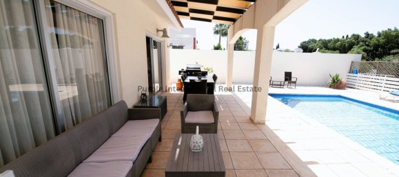 3 bedrooms Villa in Coral Bay, Cyprus No. 916 5