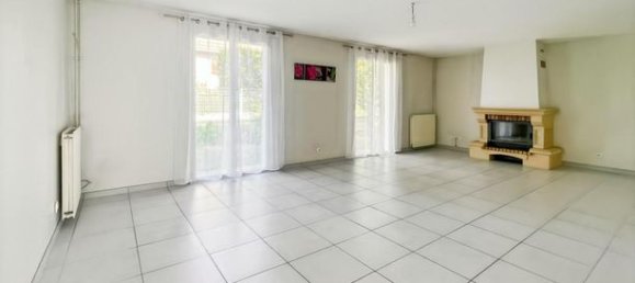 5 bedrooms House in Argenteuil, France No. 359646 5