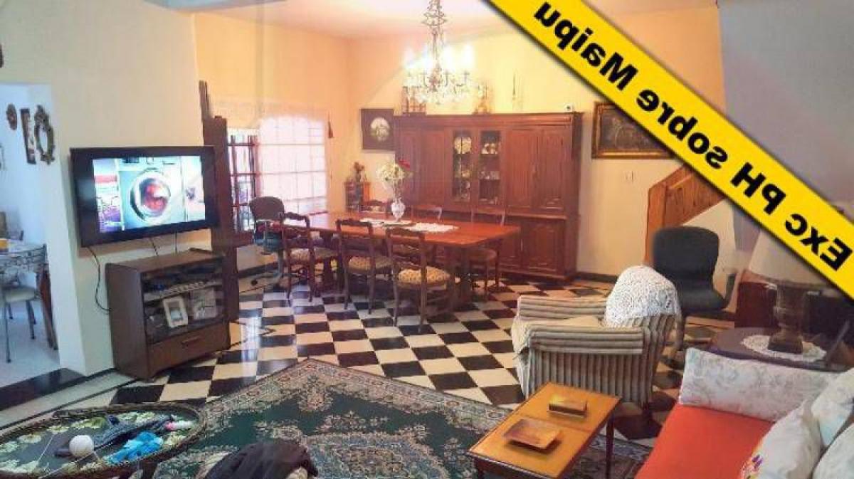 3 bedrooms House in Vicente Lopez, Argentina No. 1564