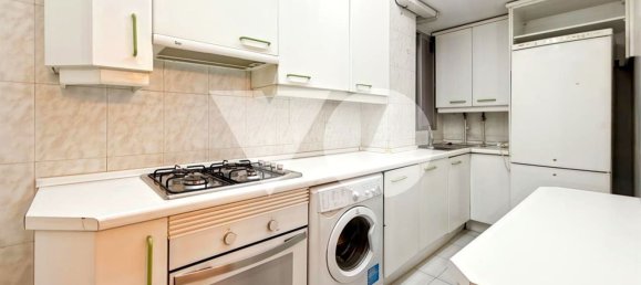 2 bedrooms Apartment in Madrid, Spain No. 152671 4