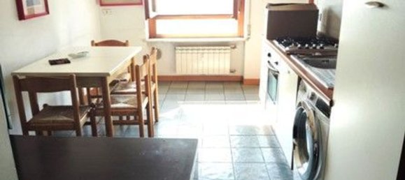 Квартира с 2 комнатами в Колоньо Монцезе, Италия № 3455 3