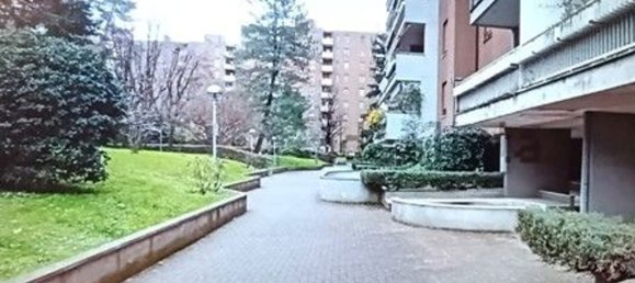 Квартира с 2 комнатами в Колоньо Монцезе, Италия № 3455 2