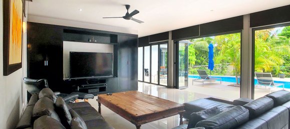 4 bedrooms Cafe / restaurant in Phuket, Thailand No. 6702 12