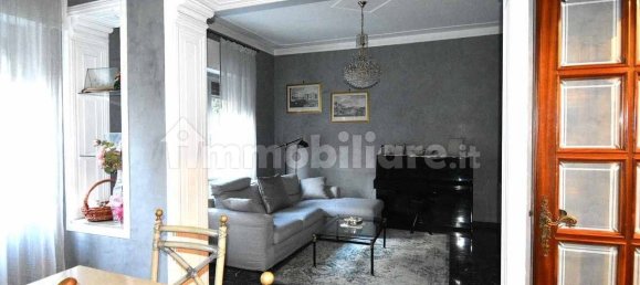 2 bedrooms Apartment in Genoa, Italy No. 195536 5