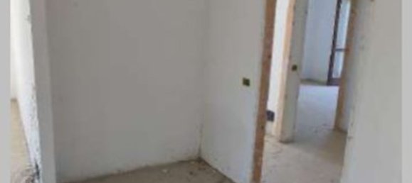 4-salle Appartement à Palestro, Italy No. 332689 9