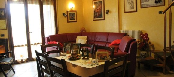 3 bedrooms Apartment in Montescudo Monte Colombo, Italy No. 206225 4