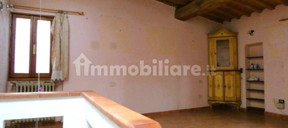 3 Schlafzimmer Haus in Capraia e Limite, Italy, Nr. 196654 8