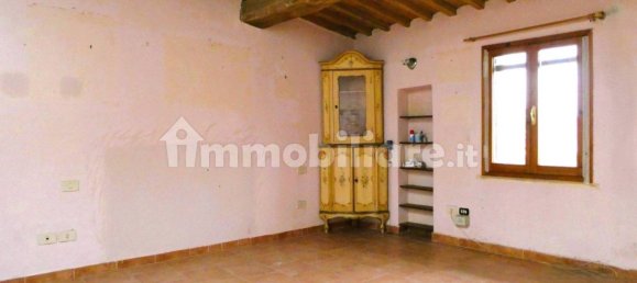 3 Schlafzimmer Haus in Capraia e Limite, Italy, Nr. 196654 11