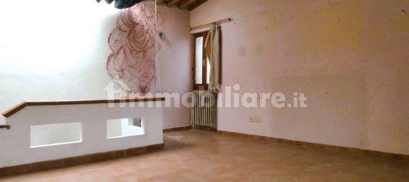 3 Schlafzimmer Haus in Capraia e Limite, Italy, Nr. 196654 12