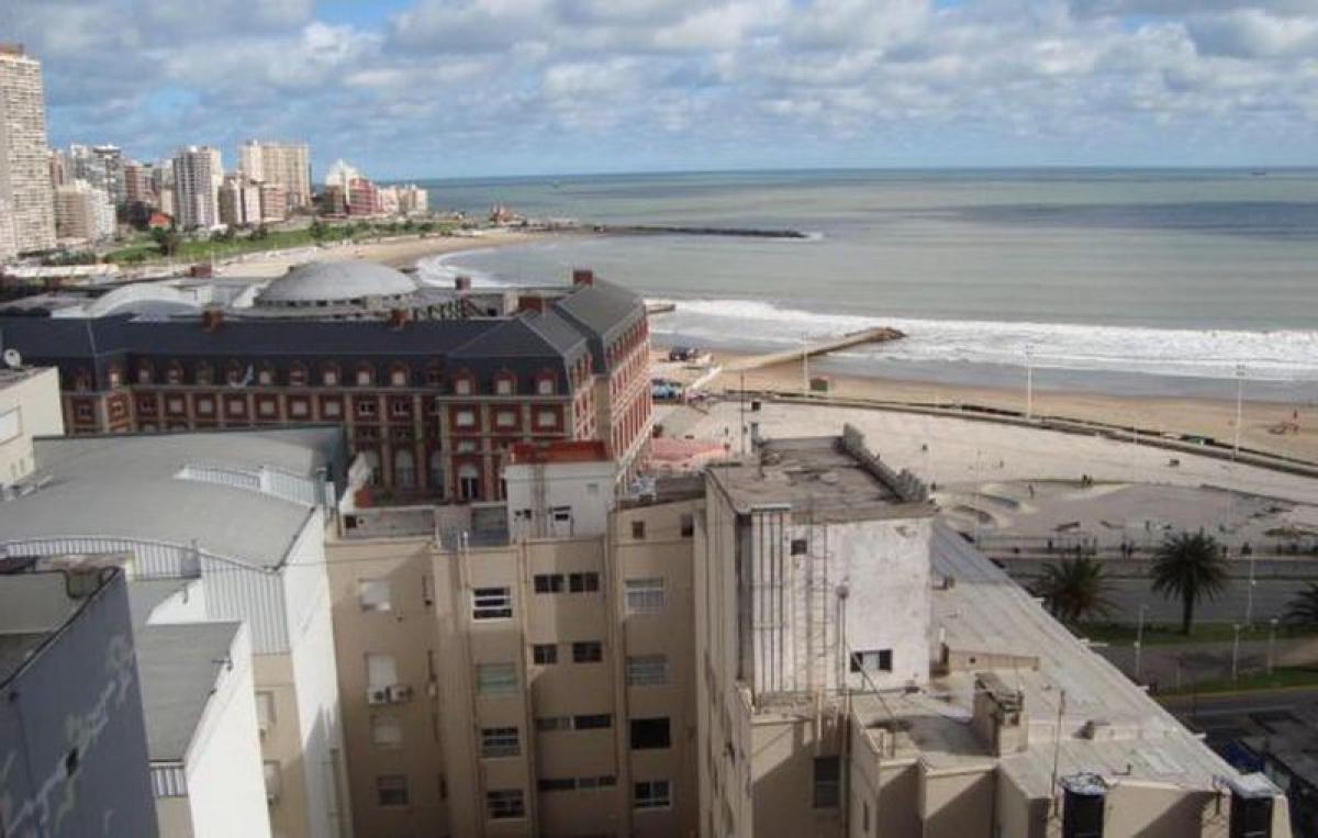 2 bedrooms Apartment in Mar del Plata, Argentina No. 77579
