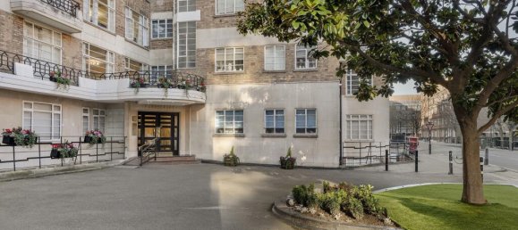 3 bedrooms Apartment in London, United Kingdom No. 13280 13