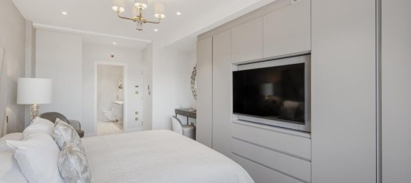 3 bedrooms Apartment in London, United Kingdom No. 13280 11