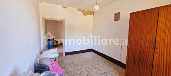 3 bedrooms House in Guardea, Italy No. 122445 5