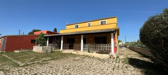 5-Zimmer Villa in Rosolini, Italy, Nr. 234902 2