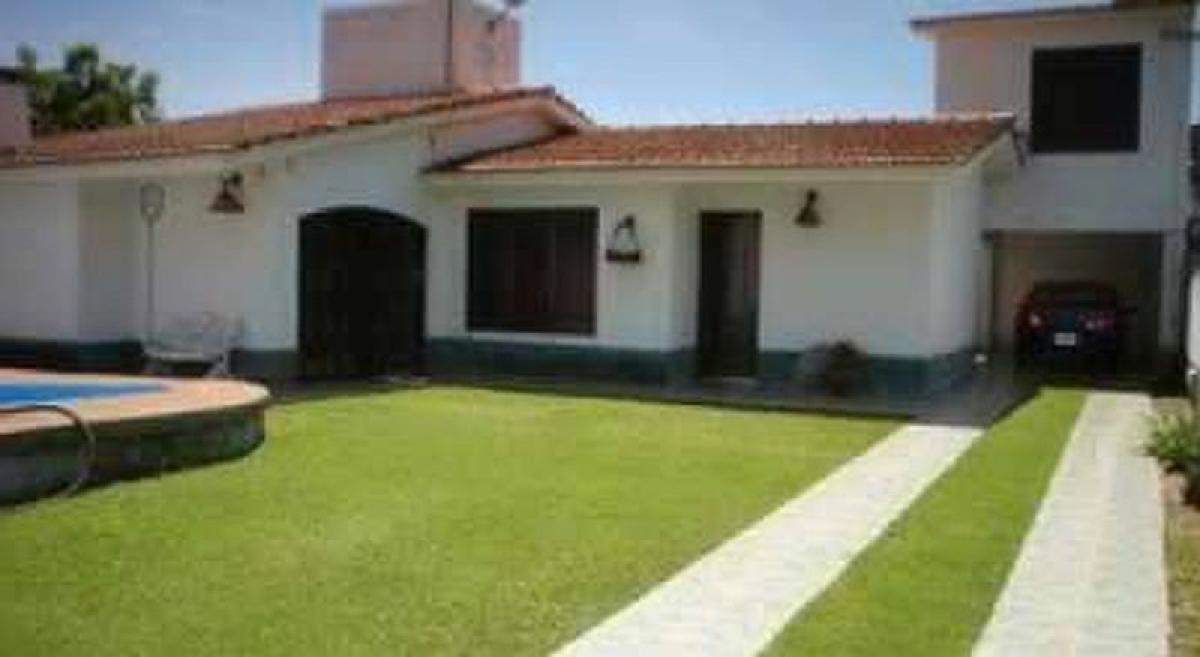 2 bedrooms House in Cordoba, Argentina No. 53266