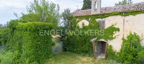 4 bedrooms Villa in Rimini, Italy No. 127866 6