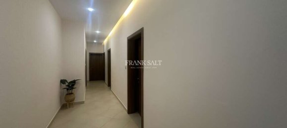 2 Schlafzimmer Maisonette-Wohnung in Xghajra, Malta, Nr. 8186 9