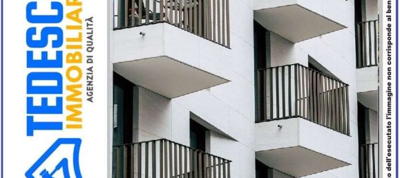 مرآب في Benevento, Italy 39متر مربع رقم 308067 3