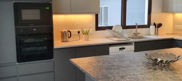 Таунхаус с 4 спальнями в Строволос, Кипр № 36219 6