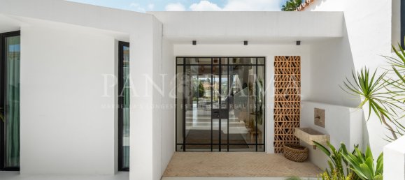 5 bedrooms Villa in Marbella, Spain No. 104301 33