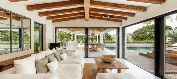 5 bedrooms Villa in Marbella, Spain No. 104301 15