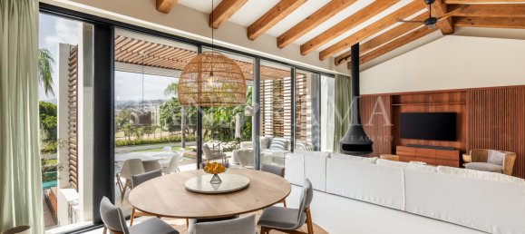 5 bedrooms Villa in Marbella, Spain No. 104301 28