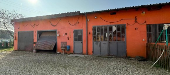 6 bedrooms Villa in Lomello, Italy No. 373815 21