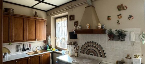 6 bedrooms Villa in Lomello, Italy No. 373815 3