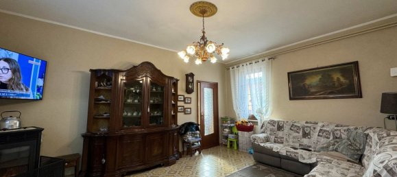 6 bedrooms Villa in Lomello, Italy No. 373815 11